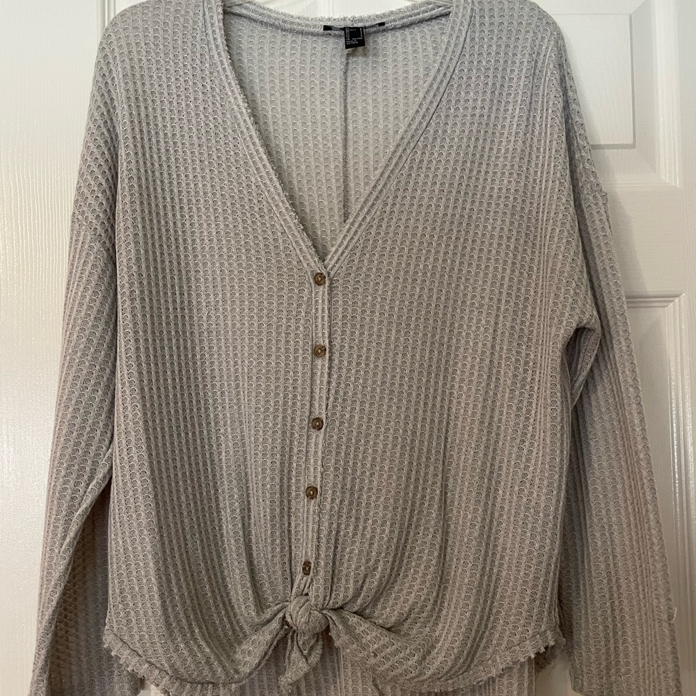 Forever 21 Tie Front Sweater